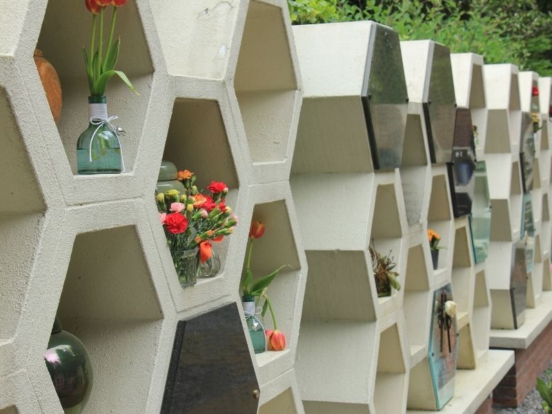 columbariums cimetière - Types de sépultures